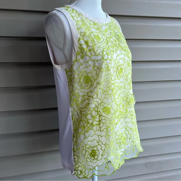 Ann Taylor Sheer Floral Overlay Sleeveless Blouse - Size Medium - Picture 4 of 8